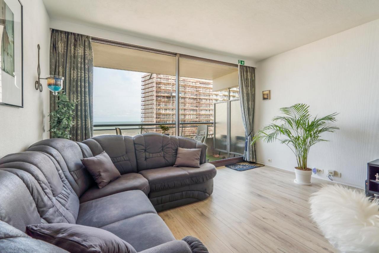 Luxueuze Vakantiestudio Met Zeezicht En Terras In Oostende Esterno foto